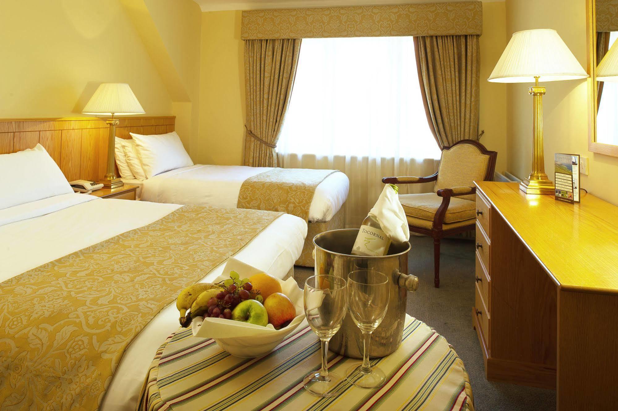Merriman Hotel Kinvara Ngoại thất bức ảnh